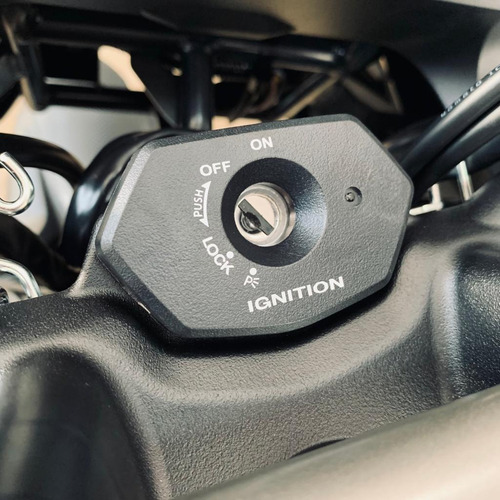Imagen 22 de 25 de Suzuki V Strom 650 Xt - Touring 650 - Toma De Permutas - 999