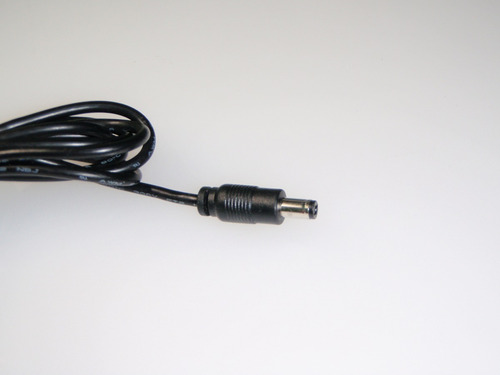 Cargador Switching 12 V - 3 A Mod. Sun 1200300 (Usado)