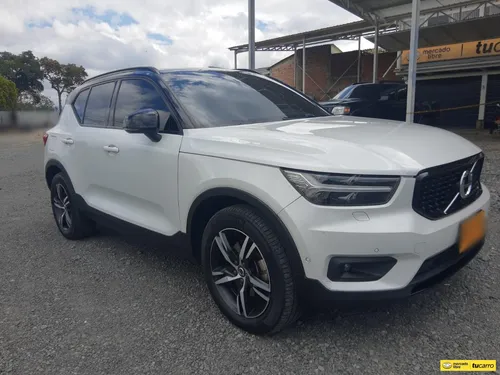 Camioneta Volvo Xc40 2.0 T4 R-design