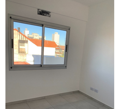 Imagen 5 de 12 de Oportunidad! Dos Ambientes A Estrenar Con Balcon En Inmejorable Ubicacion