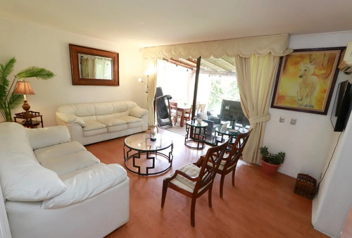 Gran Casa 6d-4b En Exclusivo Sector