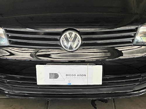 Imagen 3 de 22 de Volkswagen Gol Trend 2014 1.6 Pack I 101cv
