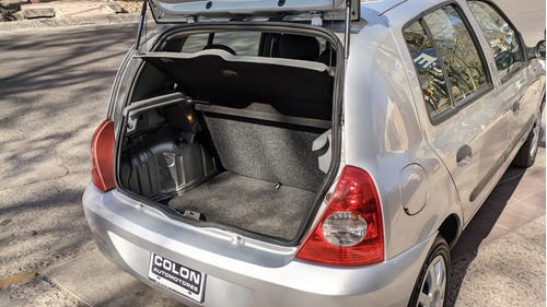 Renault Clio 1.2 Authentique Pack Ii 75cv