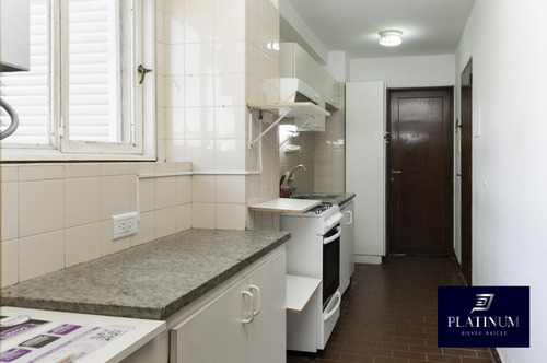 Imagen 9 de 30 de Vende Amplio Departamento Sobre Av. Belgrano Al 2000
