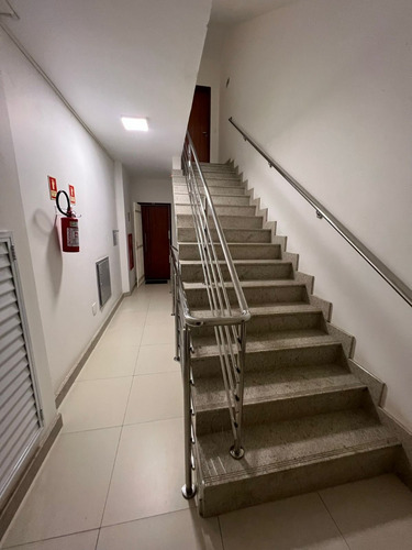 Direto C/ Proprietário - Apt 2qts, 2wc, Varanda, Frente - Jd. Da Penha