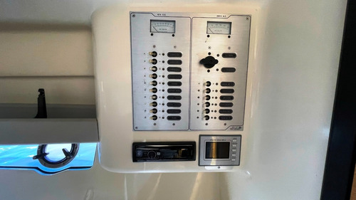 Imagen 11 de 13 de Genesis 290 - 2015 - Volvo 320 Hp - Mooney Embarcaciones