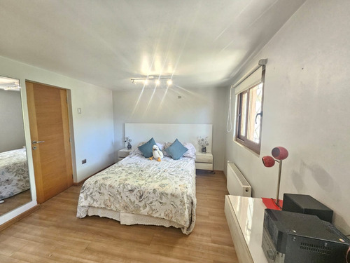 Tejada Con Niveles 4dort+4baños+10estc+bod+gy+piscina+jardin
