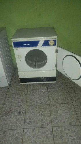 Imagem 1 de 3 de Secadora De Roupa