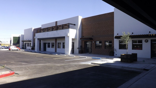 Imagen 8 de 10 de Oficina En Renta-local C- Doble Altura (80 M2)
