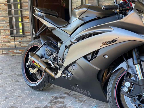 Yamaha R6