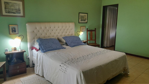 Venta Casa Parque Las Naciones 5 Ambientes Pileta Climatizada Guernica
