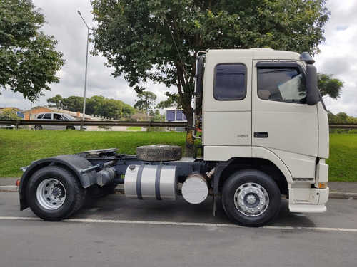 Imagem 7 de 15 de Volvo Fh 380 4x2 Toco Ano 2002 Lindo