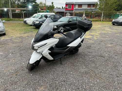Imagen 3 de 17 de Kymco 250 Xtown