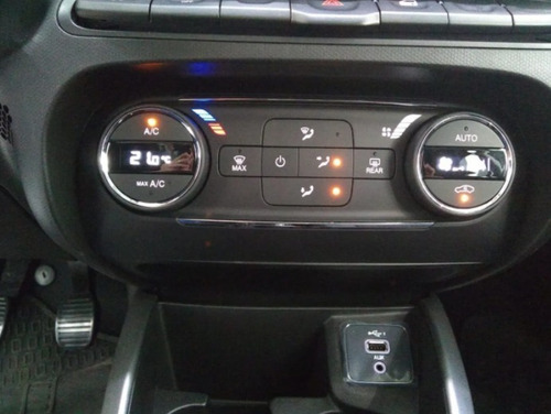 Imagen 4 de 23 de Cronos Drive 1.3 Y Precision 1.8 Tomo Permuta Usado Fiat Z-