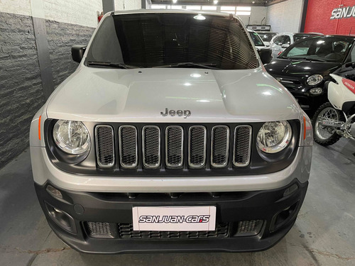 Imagen 3 de 11 de Jeep Renegade 1.8 Sport 2017