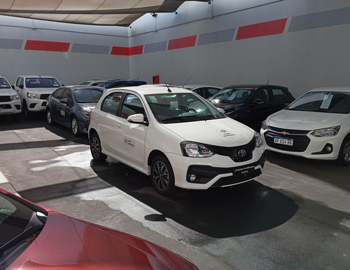 Toyota Etios ETIOS XLS PACK 1.5 AT 5P