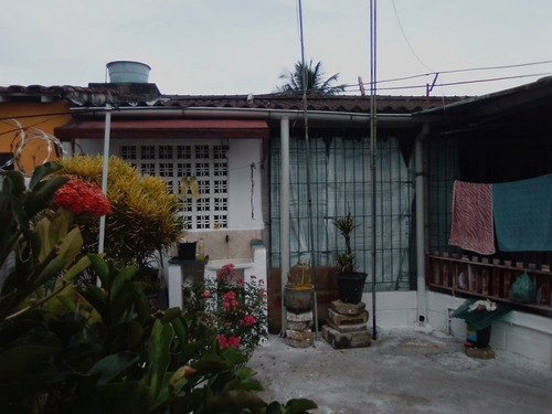 Imagem 3 de 5 de Casa Venda Caraguatatuba - Sp - Travessão - 4000