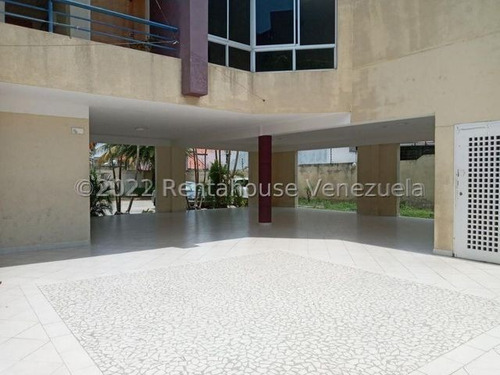 Imagen 21 de 21 de Apartamento En Venta, Las Quintas, Naguanagua. 23-7927. Rentahouse.
