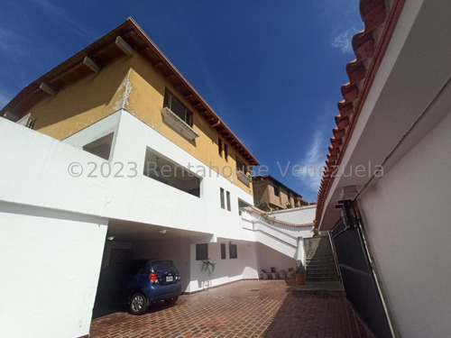 Imagen 5 de 16 de Excelente Y Agradable Casa En Venta Los Samanes, Caracas Calle Cerrada Con Acceso Controlado 23-26542