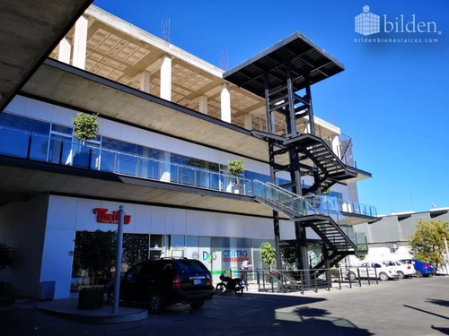 Imagen 4 de 12 de Local Comercial En Renta Plaza Altea