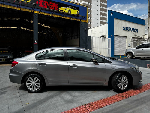 Honda Civic 1.8 Lxl Flex Aut. 4p