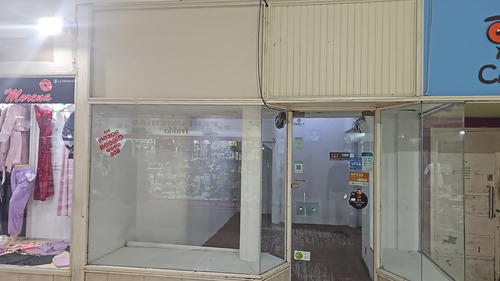 Alquiler Local Comercial En Galeria Pasaje Central