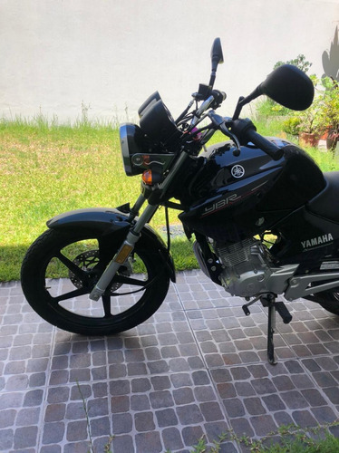 Yamaha Ybr 125 Usada Street Calle Urquiza Motos 12 Y 18