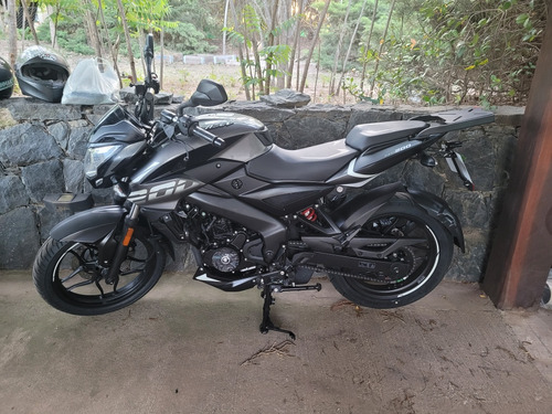 Bajaj Ns 200