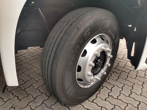Volkswagen Constellation 19.320 4x2