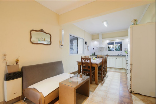 Casa Venta Parque Pileta Y Galpón Lomas De Zamora