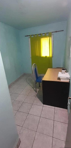 Departamento En Venta - 3 Dormitorios 1 Baño - Cochera - 67mts2 - Merlo