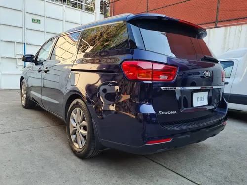 Kia Sedona 3.3 V6 Ex Pack At