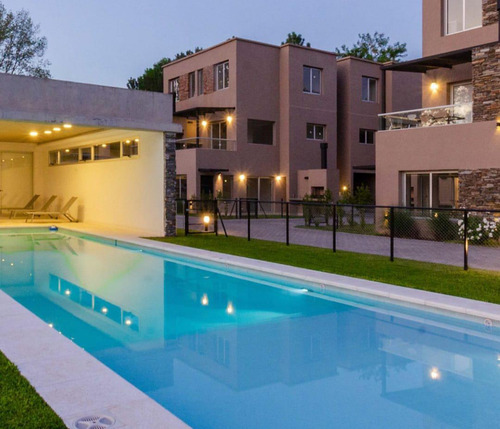 Venta Con Renta De Departamento De 3 Amb En Green Village, Pilar. Acepta Permuta