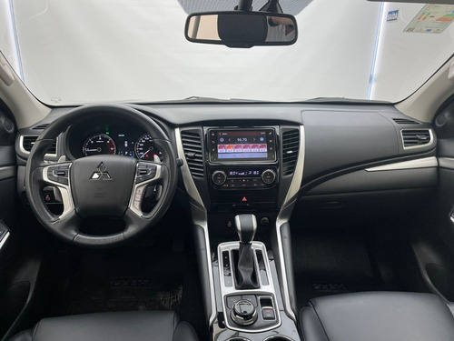 Imagem 7 de 12 de Pajero Sport Hpe 2.4 Diesel