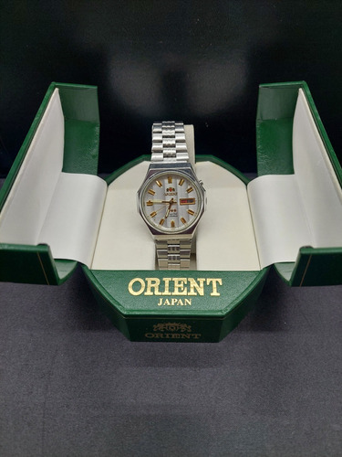Reloj De Hombre Orient 21 Jewels Automático. Calendario 