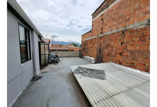 Rhbr-12972 (bodega 3 Niveles Sector Barrio Sta Fe)