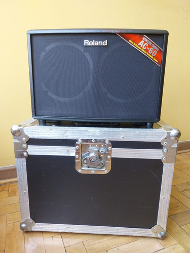 Amplificador Roland Ac60 + Fly Case + Bag Original (usado) Preto (Usado)
