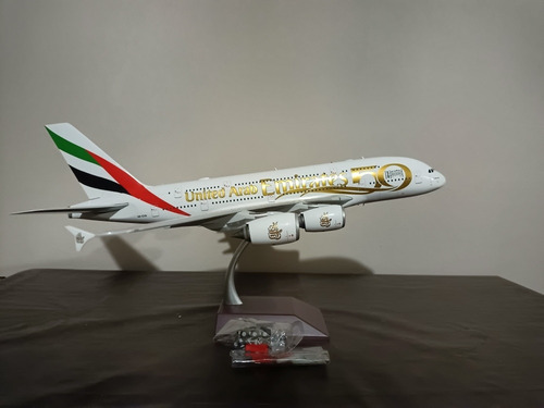 Avión Airbus A380-800 Emirates 50 Aniversario 1/200