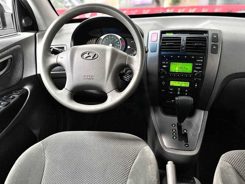 Imagem 7 de 15 de Hyundai Tucson 2.0 Gls Gasolina 4p Aut 2013