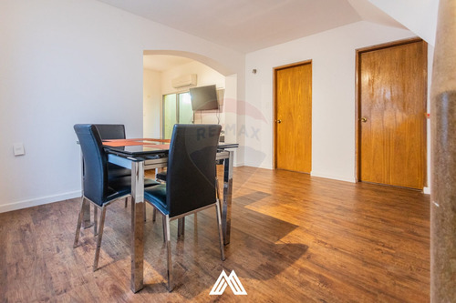 Venta Casa 3 Dormitorios Pocitos C/ Parrilla