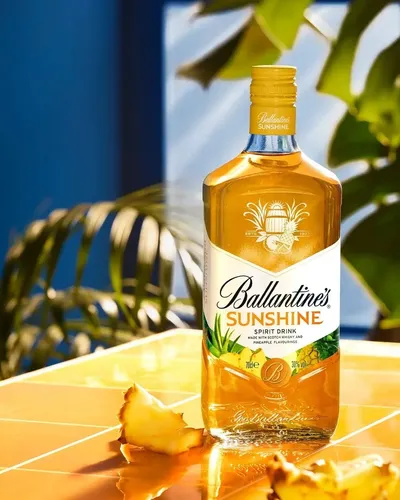 Whisky Ballantines Sunshine Abacaxi 700ml | MercadoLivre