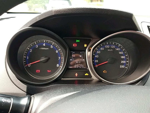 Imagem 7 de 8 de Hyundai Hb20 Comfort 1.0 12v Flex