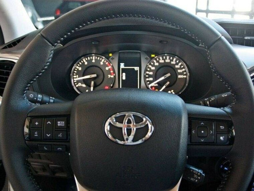 Imagem 11 de 15 de Toyota Hilux 2.8 D-4d Turbo Diesel Cd Srv 4x4 Automático
