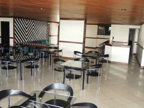 Imagem 18 de 30 de Apartamento 4 Quartos Sendo 3 Suítes (1 Suite Master Com Closet E Hidro) 190m2 Na Pituba - Iur498p - 70364986