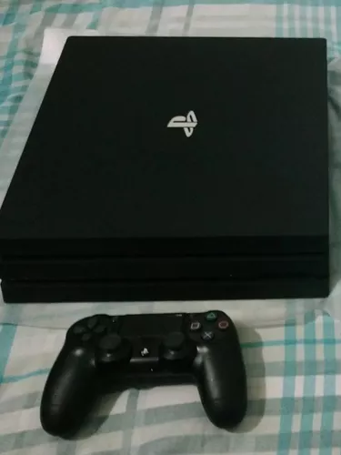 PS4 PRO 1 TB, 2 jogos + 2 controles original + suporte para