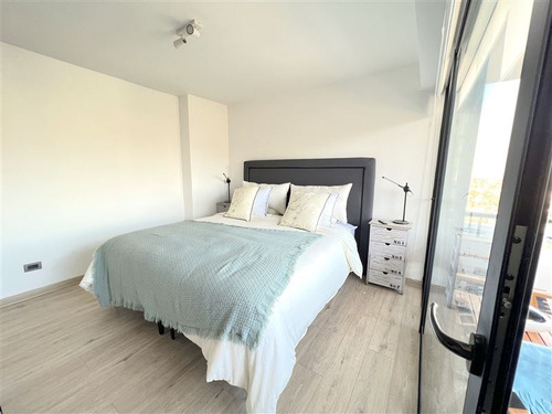 Departamento En Venta Remodelado A Pasos Metro Colón