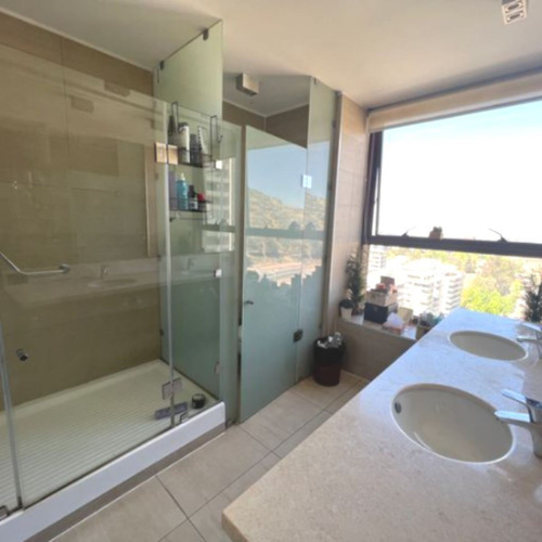 Departamento En Venta De 4 Dorm. En Vitacura