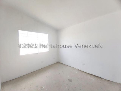 Imagen 22 de 30 de Casas En Venta En Terrazas De La Ensenada Barquisimeto , Lara Codigo :: 23- 2144 . -- ---0414-5446337|