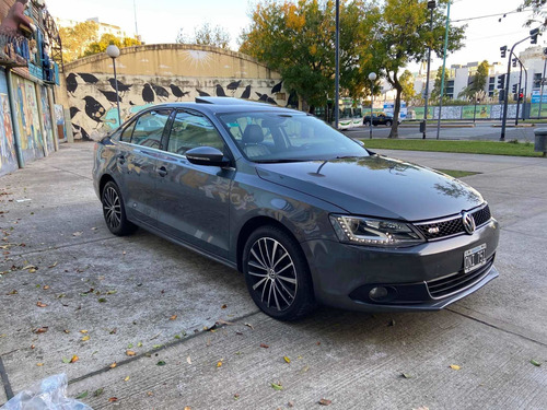 Volkswagen Vento 2.0 Sportline Tsi 200cv Bi-xenon 2015