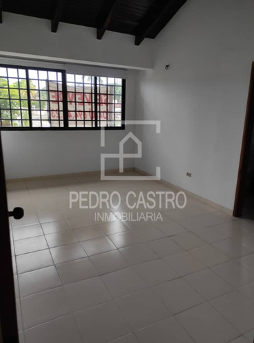 Imagen 8 de 24 de Venta De Casa Urbanización La Cascada En Villa Antillana Puerto Ordaz #seguridadlas24horas #asesoriaencompraventa